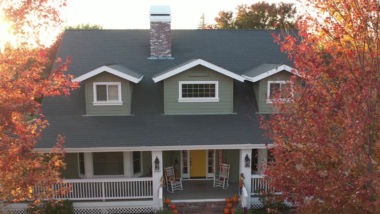 Best Roof Insulation Installation  in Bayside Gardens, OR